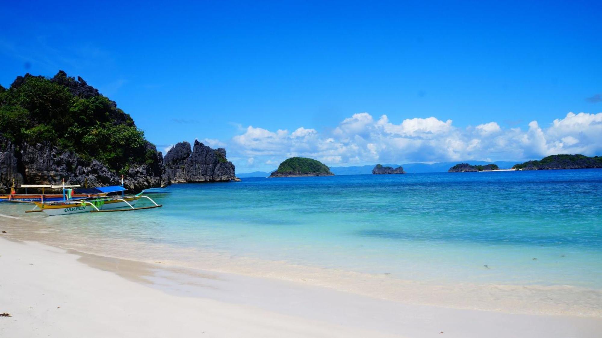 Reddoorz Near Colgante Bridge Naga City Екстер'єр фото